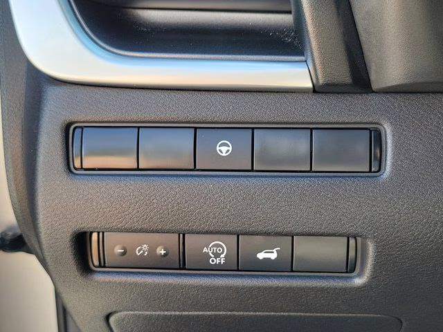 2024 Brilliant Silver Metallic Nissan Rogue SV FWD SUV