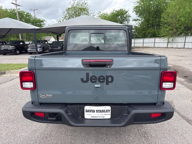 2026 Anvil Clearcoat Jeep Gladiator Sport 4X4 Truck