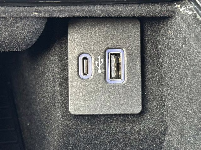 2021 White Lincoln Nautilus Reserve AWD SUV