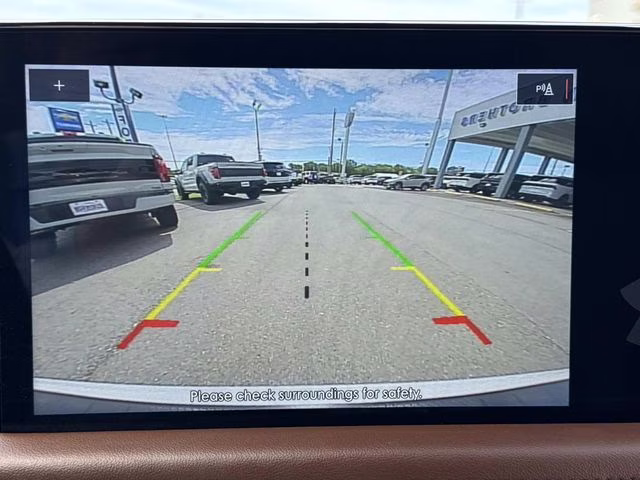 2021 White Lincoln Nautilus Reserve AWD SUV