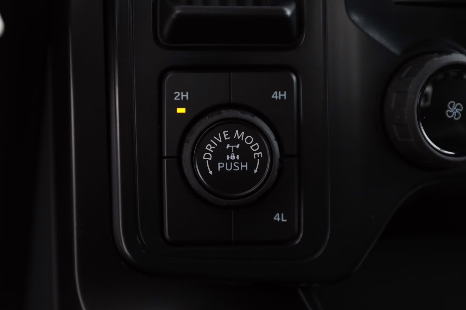 2026 Oxford White Ford F-150 STX 4X4 Truck