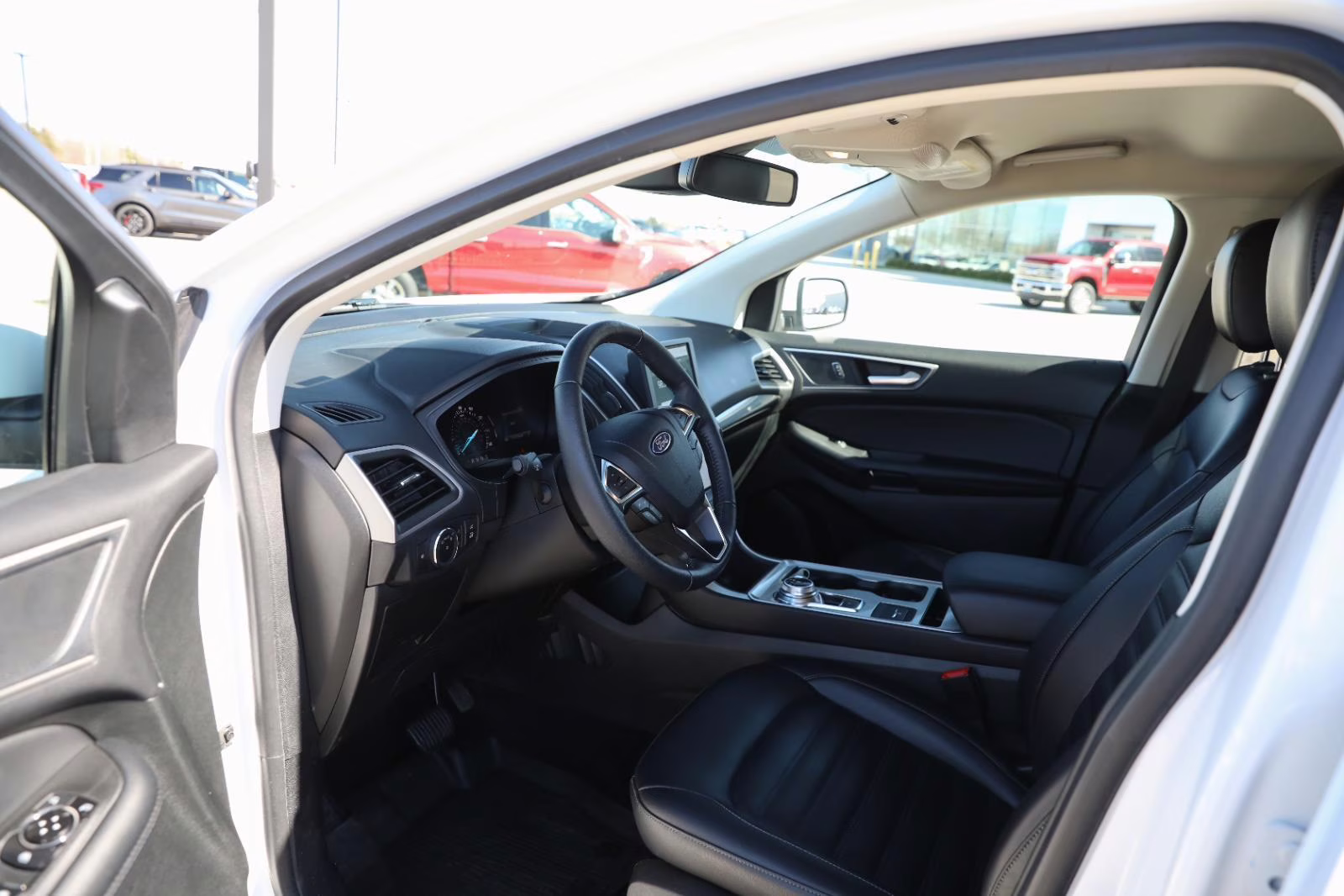 2023 Oxford White Ford Edge SEL AWD SUV