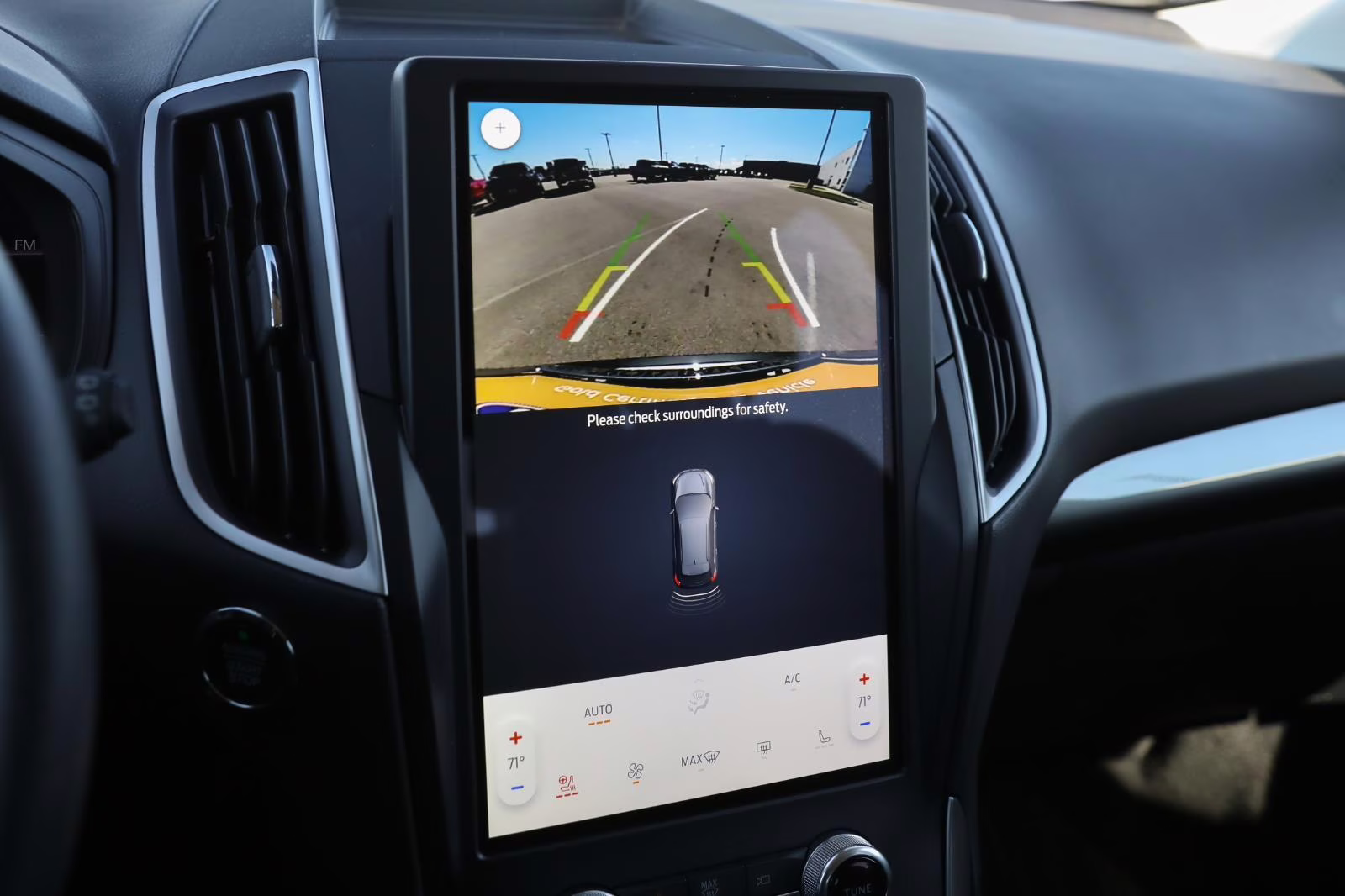 2023 Oxford White Ford Edge SEL AWD SUV