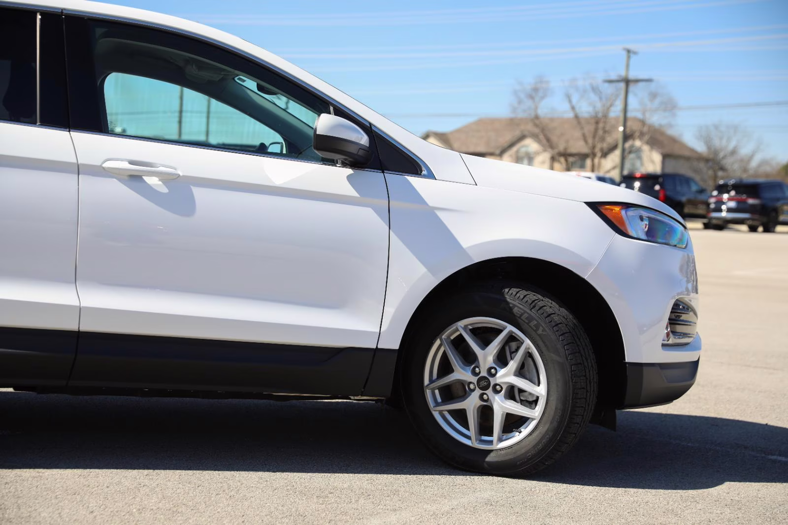 2023 Oxford White Ford Edge SEL AWD SUV