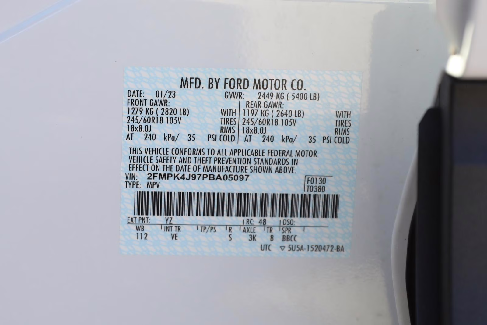 2023 Oxford White Ford Edge SEL AWD SUV