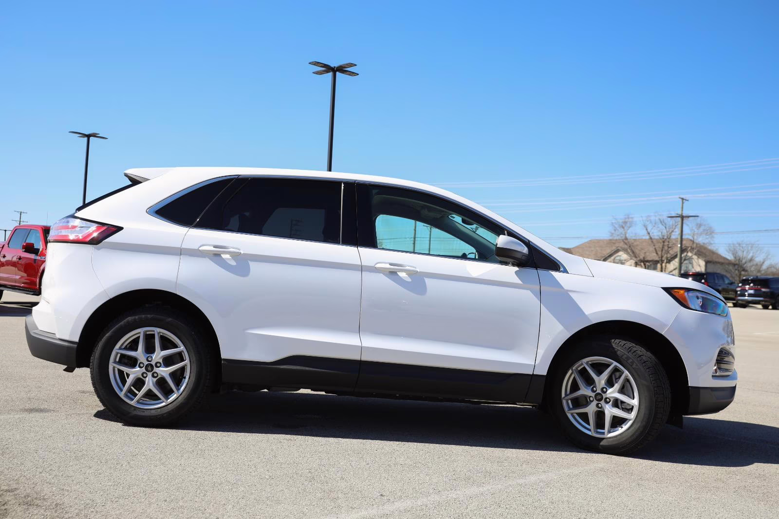 2023 Oxford White Ford Edge SEL AWD SUV