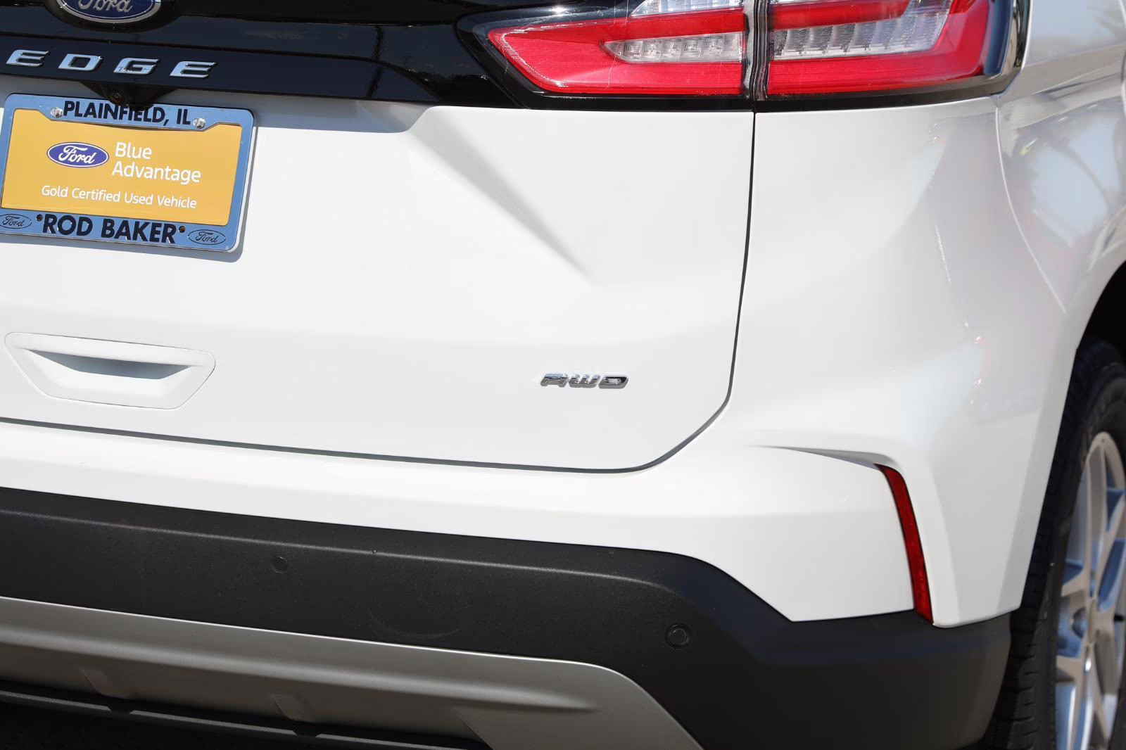 2023 Oxford White Ford Edge SEL AWD SUV
