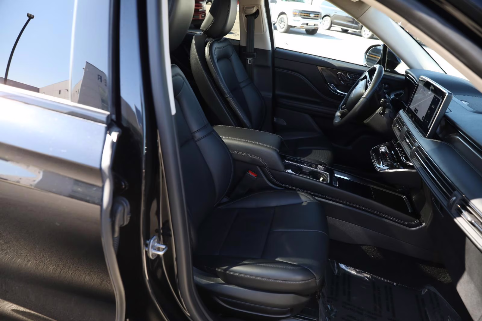 2023 Infinite Black Lincoln Corsair Reserve FWD SUV