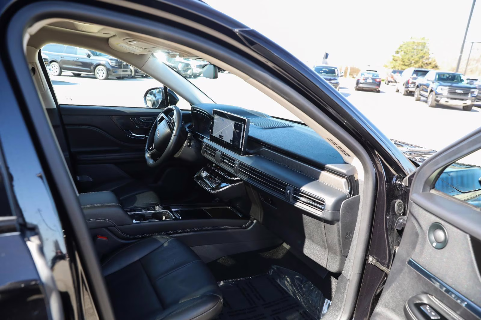 2023 Infinite Black Lincoln Corsair Reserve FWD SUV