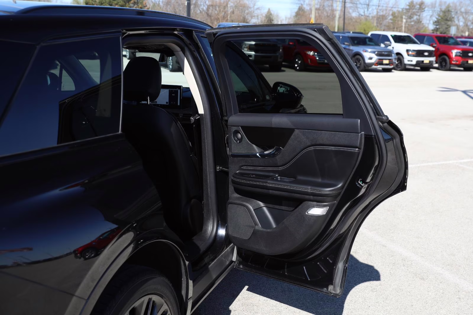 2023 Infinite Black Lincoln Corsair Reserve FWD SUV