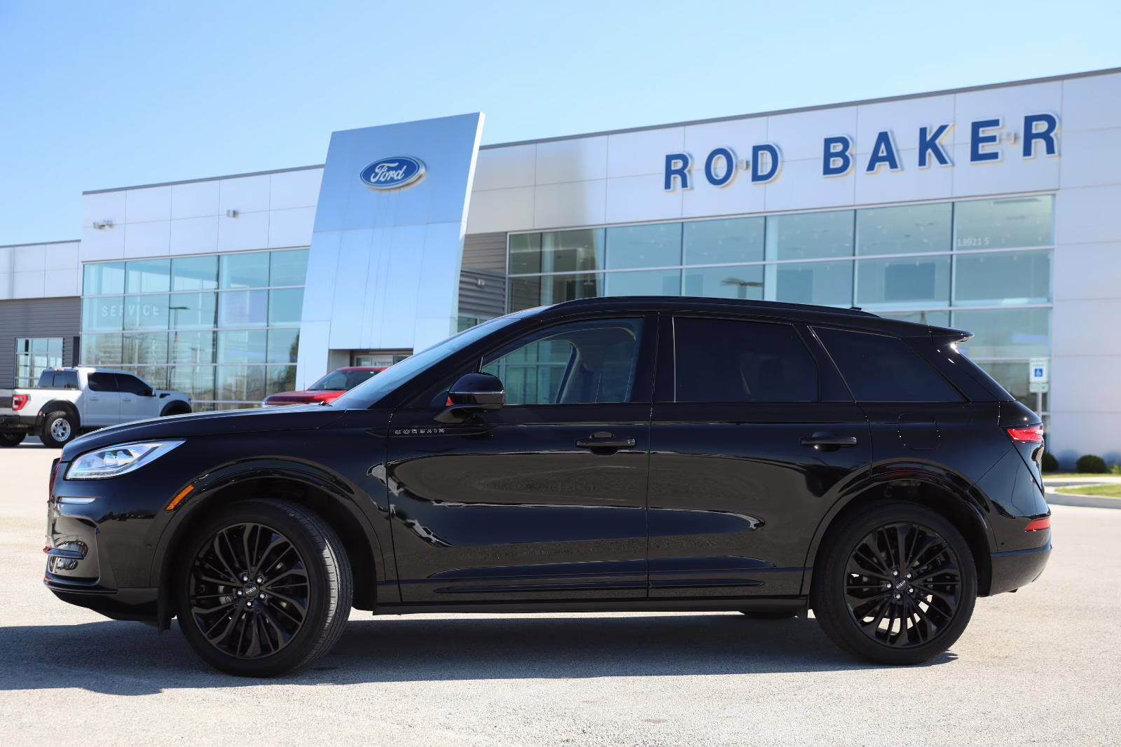 2023 Infinite Black Lincoln Corsair Reserve FWD SUV