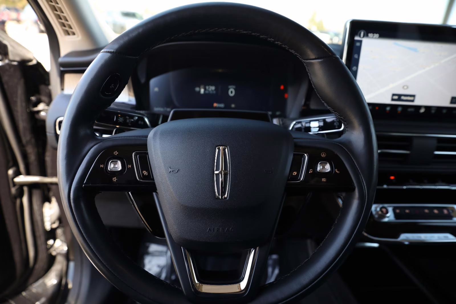 2023 Infinite Black Lincoln Corsair Reserve FWD SUV