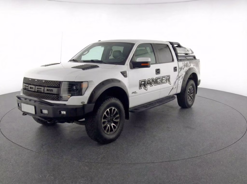 2014 Oxford White Ford F-150 SVT Raptor 4X4 Truck