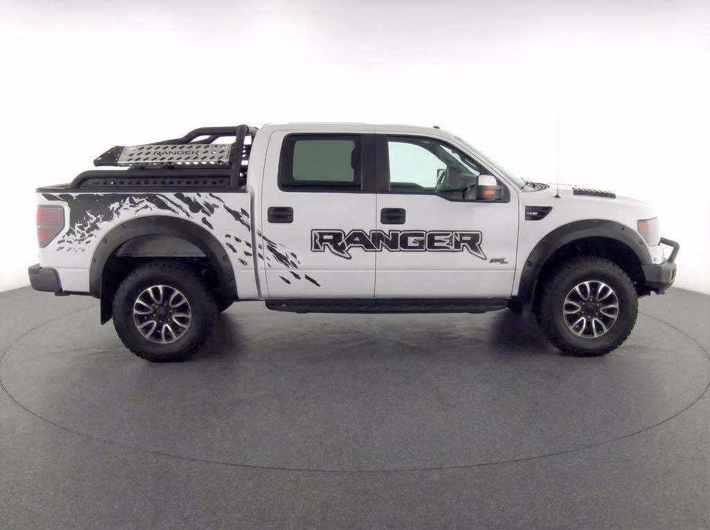 2014 Oxford White Ford F-150 SVT Raptor 4X4 Truck
