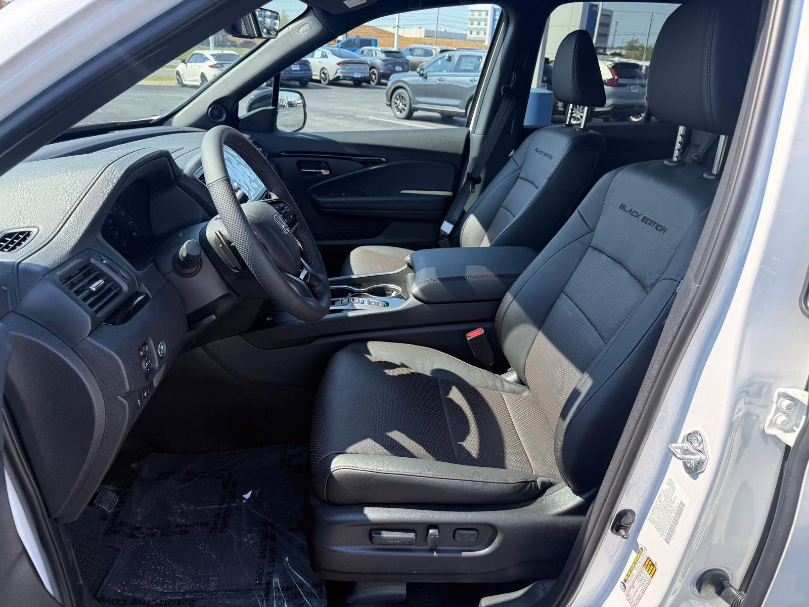 2026 Platinum White Pearl Honda Ridgeline Black Edition Two-Tone AWD Truck