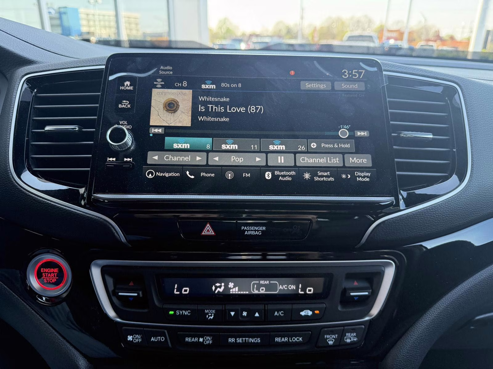 2026 Platinum White Pearl Honda Ridgeline Black Edition Two-Tone AWD Truck