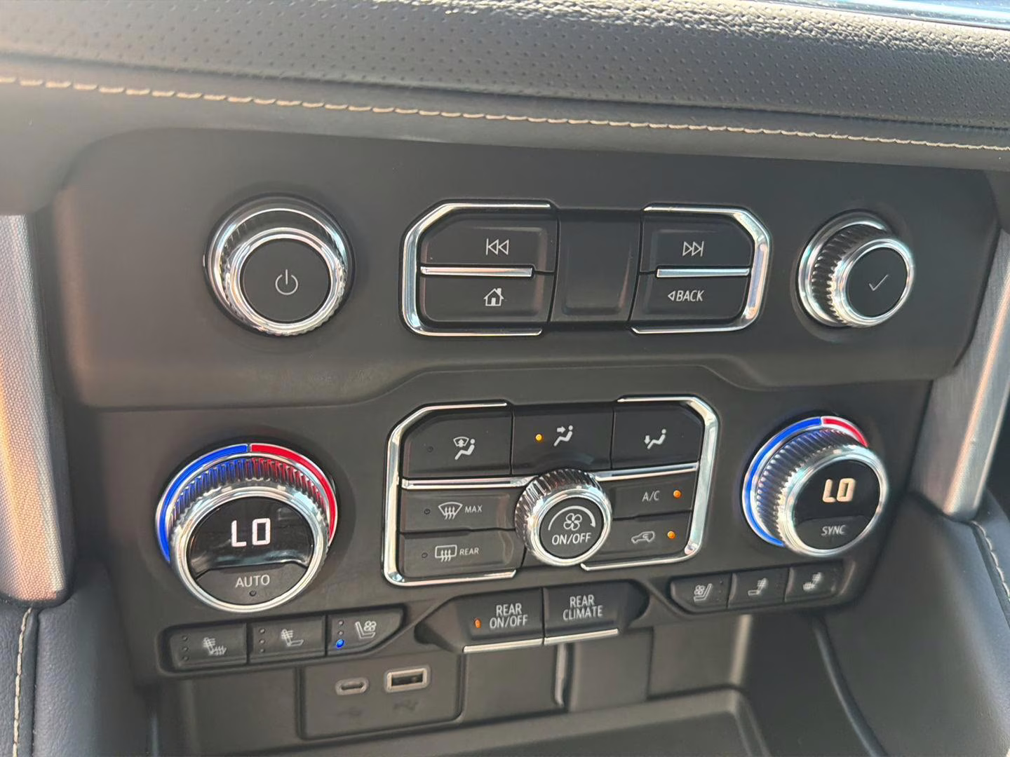 2022 Satin Steel Metallic GMC Yukon SLT 4X4 SUV