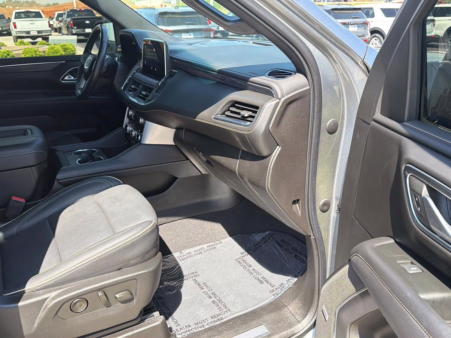 2022 Satin Steel Metallic GMC Yukon SLT 4X4 SUV