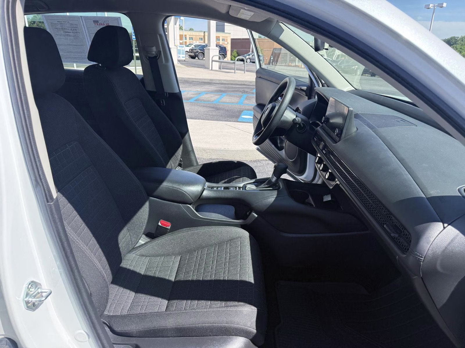 2023 Platinum White Pearl Honda HR-V LX AWD SUV
