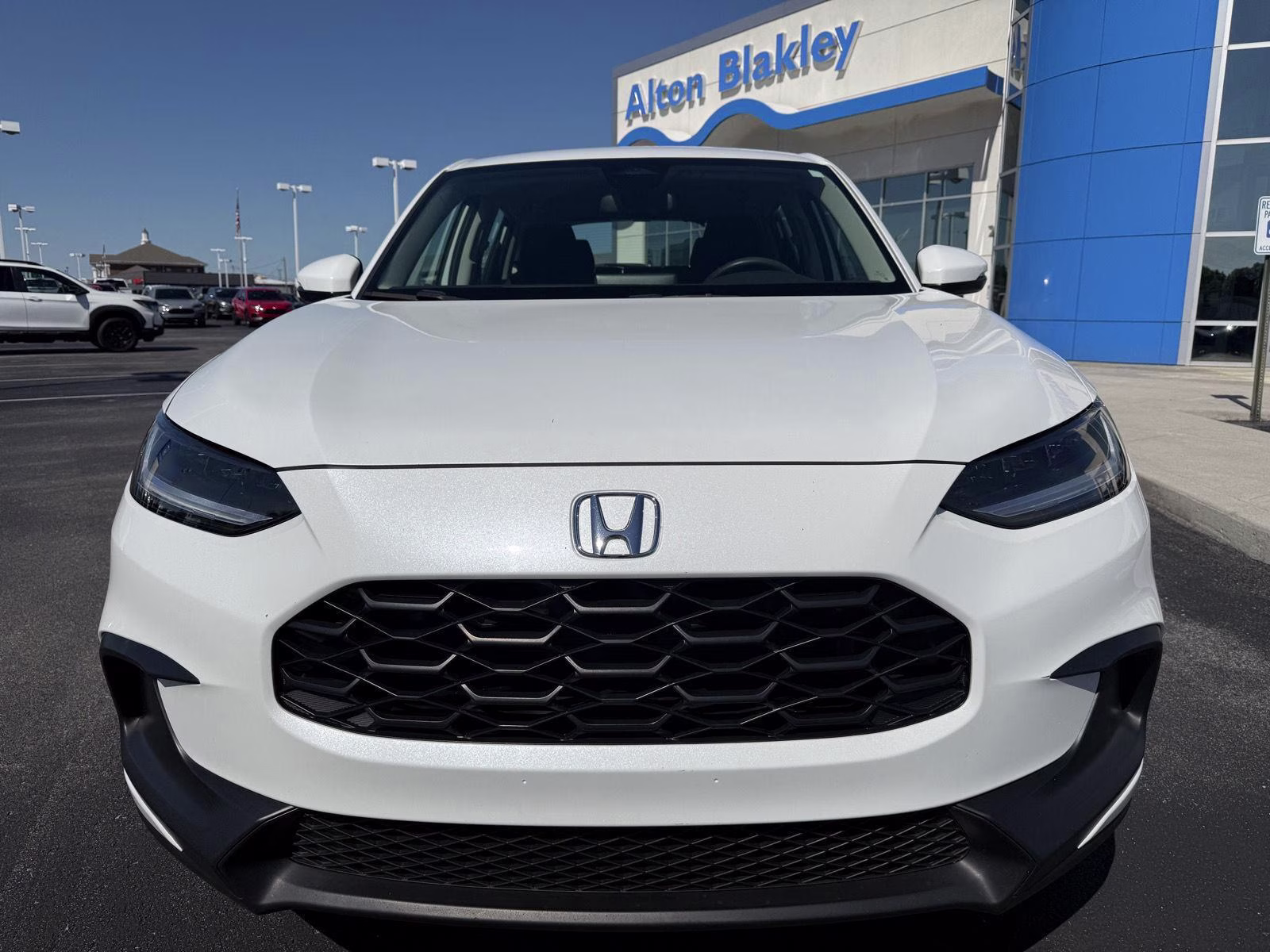 2023 Platinum White Pearl Honda HR-V LX AWD SUV