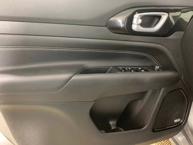 2023 Billet Silver Metallic Clearcoat Jeep Compass High Altitude 4X4 SUV