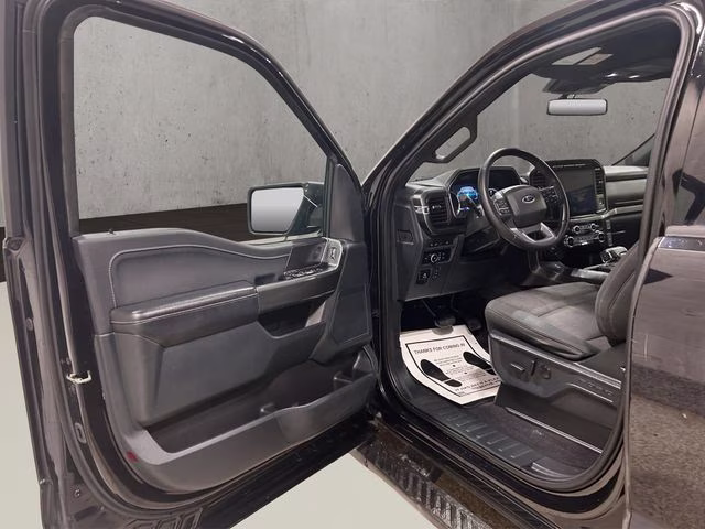 2023 Agate Black Metallic Ford F-150 XLT 4X4 Truck