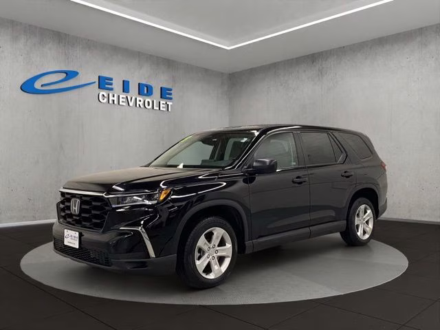 2023 Crystal Black Pearl Honda Pilot LX AWD SUV