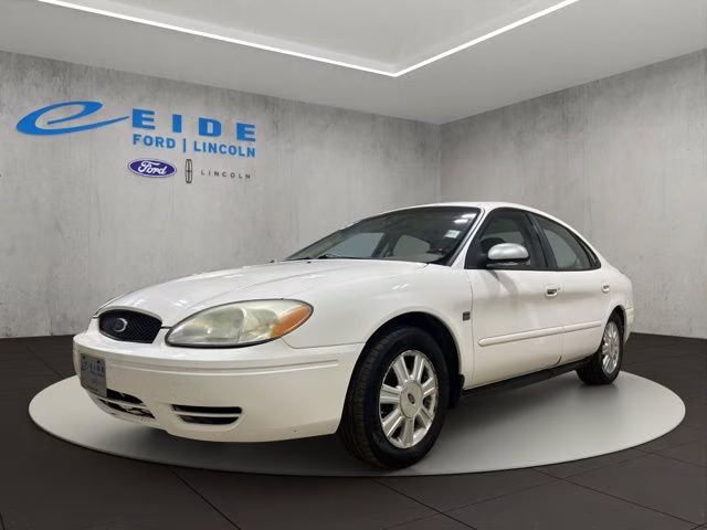 2005 Vibrant White Clearcoat Ford Taurus SEL FWD Sedan