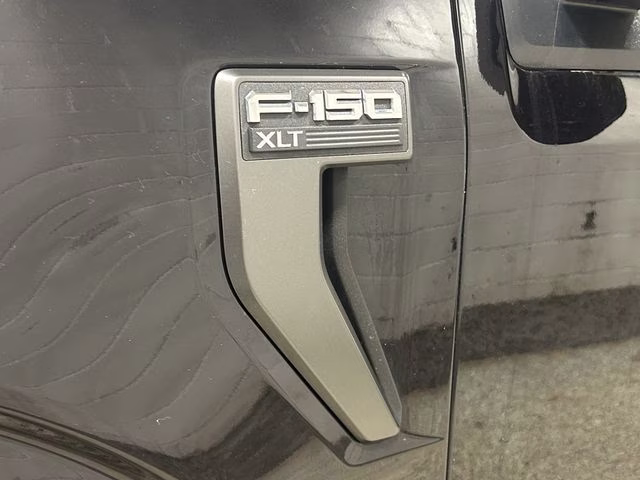 2023 Agate Black Metallic Ford F-150 XLT 4X4 Truck
