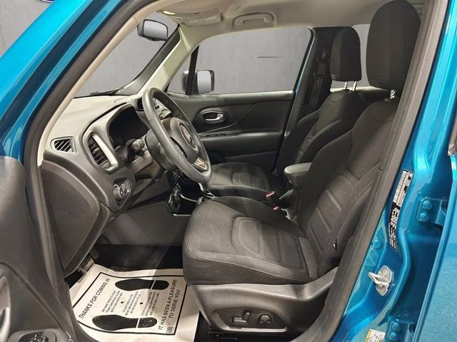 2022 Bikini Metallic Clearcoat Jeep Renegade Latitude 4X4 SUV