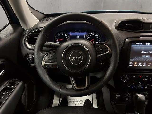 2022 Bikini Metallic Clearcoat Jeep Renegade Latitude 4X4 SUV