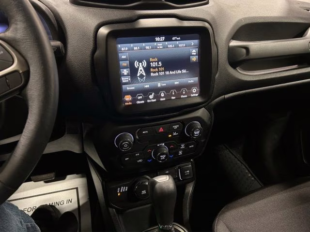 2022 Bikini Metallic Clearcoat Jeep Renegade Latitude 4X4 SUV