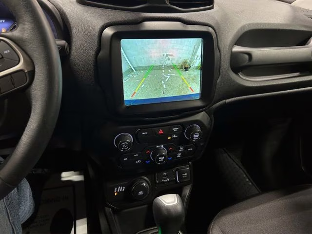 2022 Bikini Metallic Clearcoat Jeep Renegade Latitude 4X4 SUV