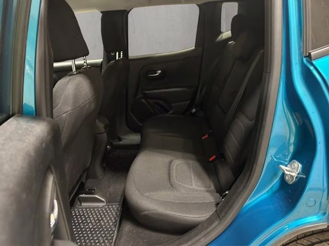 2022 Bikini Metallic Clearcoat Jeep Renegade Latitude 4X4 SUV