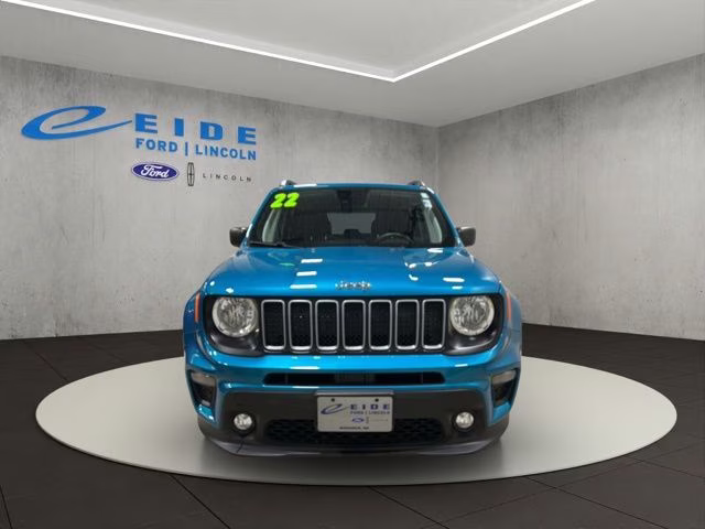 2022 Bikini Metallic Clearcoat Jeep Renegade Latitude 4X4 SUV
