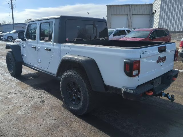 2022 Bright White Clearcoat Jeep Gladiator Mojave 4X4 Truck