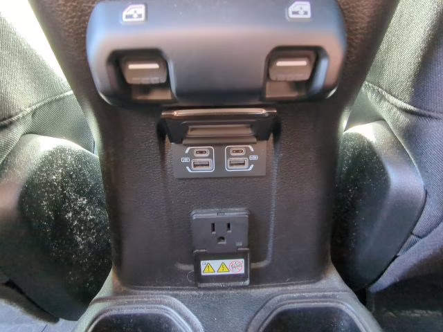 2022 Bright White Clearcoat Jeep Gladiator Mojave 4X4 Truck