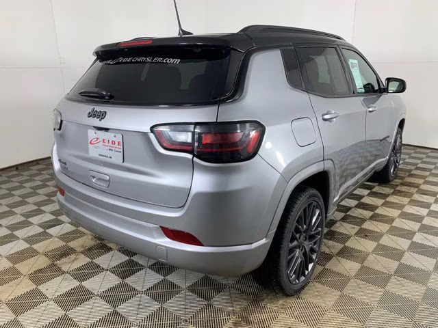 2023 Billet Silver Metallic Clearcoat Jeep Compass High Altitude 4X4 SUV