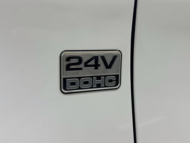 2005 Vibrant White Clearcoat Ford Taurus SEL FWD Sedan