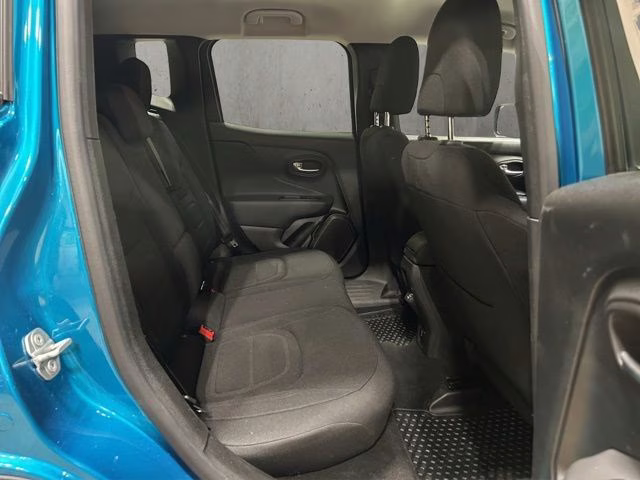 2022 Bikini Metallic Clearcoat Jeep Renegade Latitude 4X4 SUV