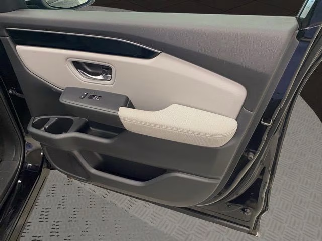 2023 Crystal Black Pearl Honda Pilot LX AWD SUV