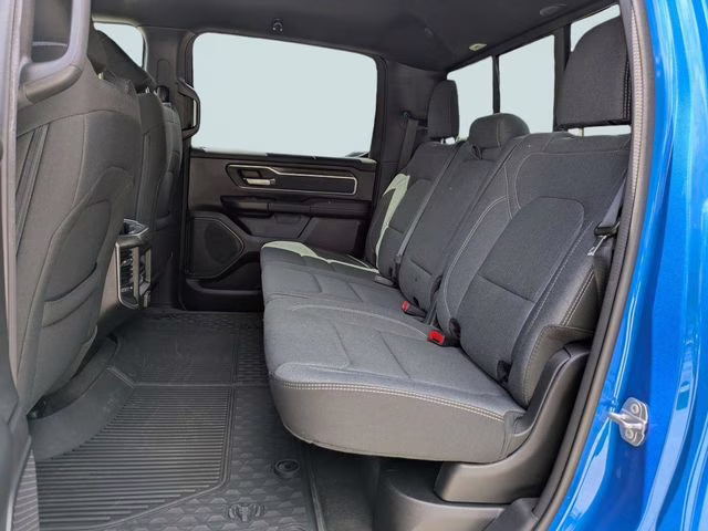 2022 Hydro Blue Pearlcoat Ram 1500 Big Horn/Lone Star 4X4 Truck