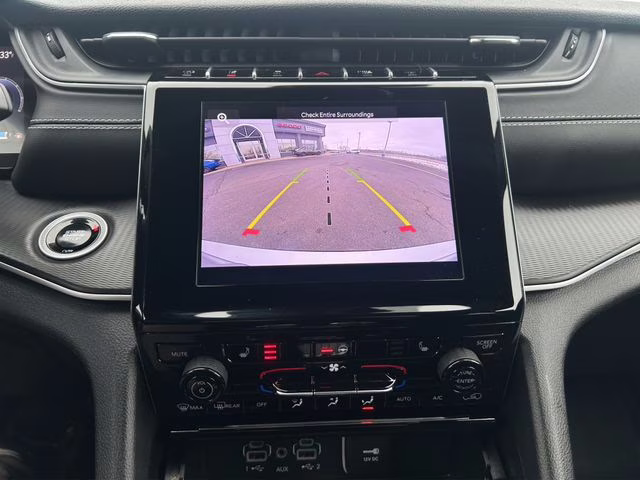 2024 Silver Zynith Jeep Grand Cherokee L Altitude 4X4 SUV