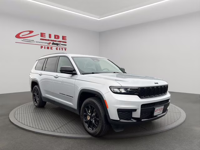 2024 Silver Zynith Jeep Grand Cherokee L Altitude 4X4 SUV