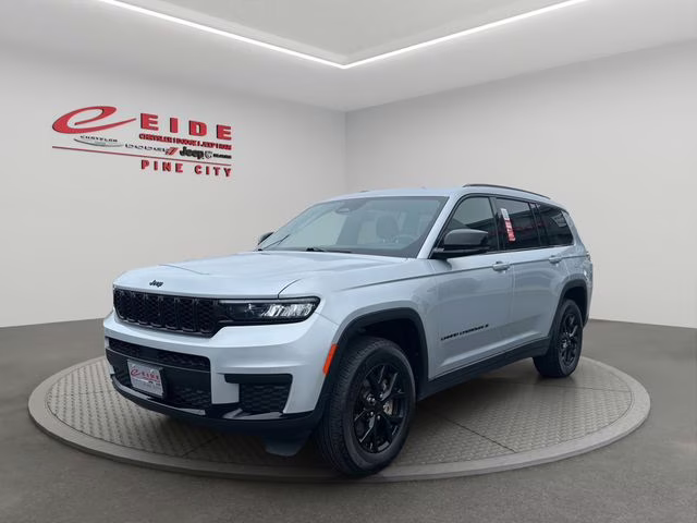 2024 Silver Zynith Jeep Grand Cherokee L Altitude 4X4 SUV