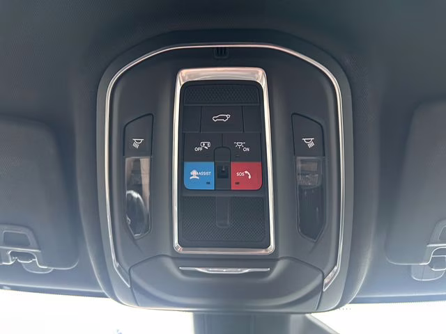 2024 Silver Zynith Jeep Grand Cherokee L Altitude 4X4 SUV