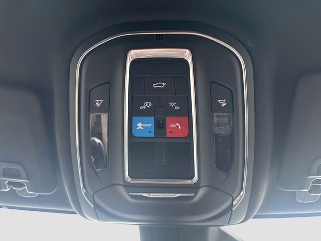 2024 Silver Zynith Jeep Grand Cherokee L Altitude 4X4 SUV