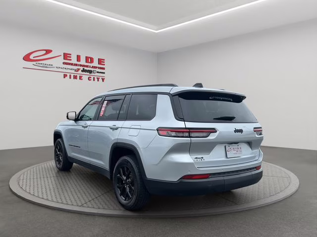 2024 Silver Zynith Jeep Grand Cherokee L Altitude 4X4 SUV