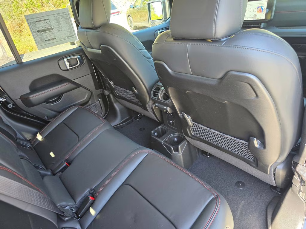 2026 Black Clearcoat Jeep Gladiator Rubicon 4X4 Truck