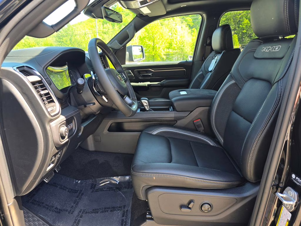 2026 Diamond Black Crystal Pearlcoat Ram 1500 RHO 4X4 Truck